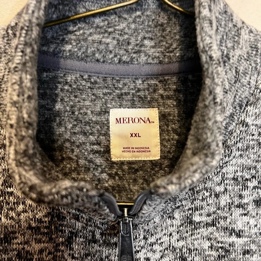 Men's Merona Gray Fleece Vest. Side and top pocket. Front zipper. Size XXL - Picture 5 of 6